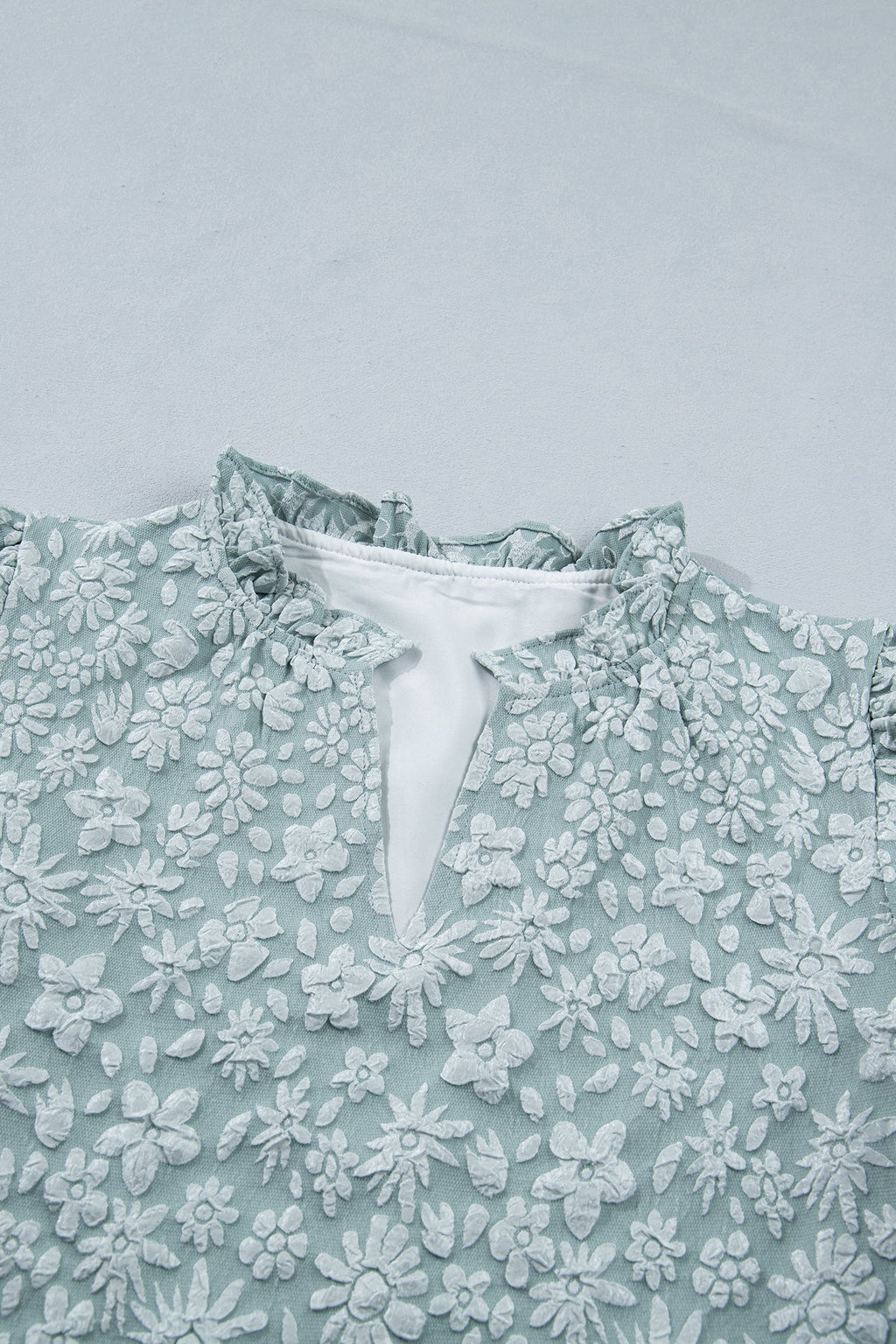Floral Textured Jacquard Puff Sleeve Blouse