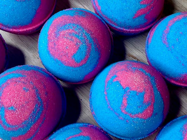 Sugar Me Sweet Bath Bomb
